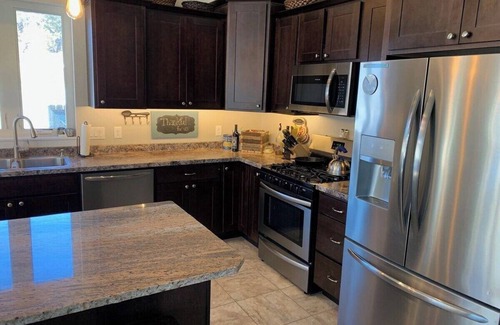 Hill City House | Black Hills 5 bedroom home with Hot Tub