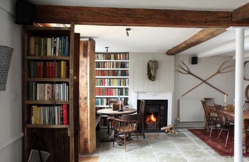 Little Walsingham Hotel | Black Lion Hotel