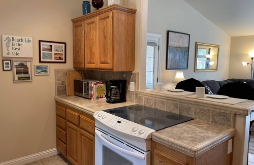 Nipomo House | Black Oak House ~Near 3 Golf Resorts~ Dunes & the Beach~ Quiet