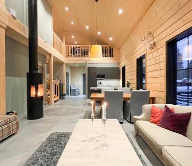 Sirkka Ski Chalet | Black Work Levi Aarni