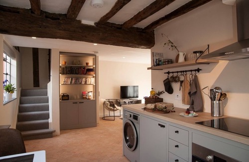 Lavenham Apartment | Blacksmith’s Cottage has been carefully restored