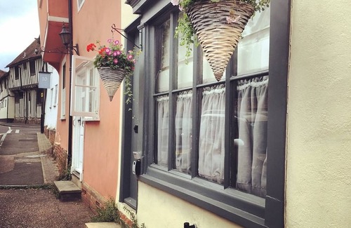 Lavenham Apartment | Blacksmith’s Cottage has been carefully restored