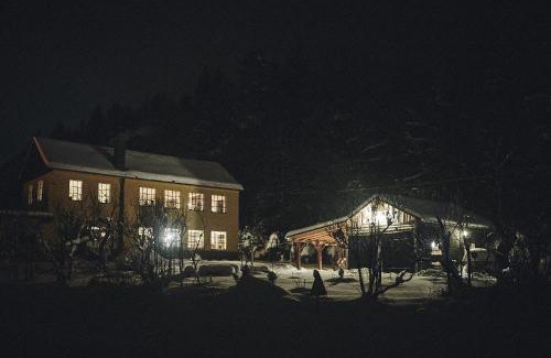 Schoeneck House | Blickinsfreie - Cabin