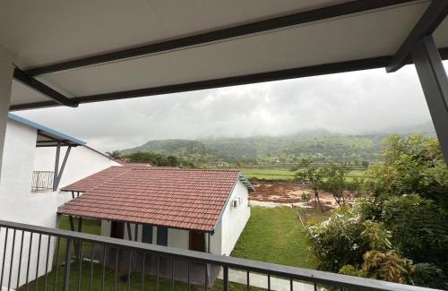 Igatpuri Villa | Bliss Emerald Mountain Igatpuri