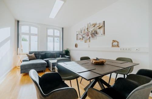 Dessauer Straße Apartment | BlissPlace 3 Zi Premium Apartment nahe GETEC Arena mit Kingsize Betten und Balkon