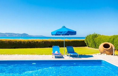 Polis Villa | Blue Bay Villa Dimitris