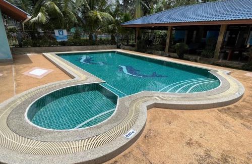 Bang Saphan Resort | Blue Beach Bungalow
