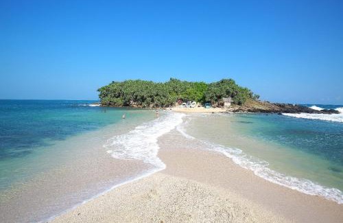 Nilwella House | Blue Beach Island House