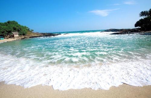 Nilwella House | Blue Beach Island House