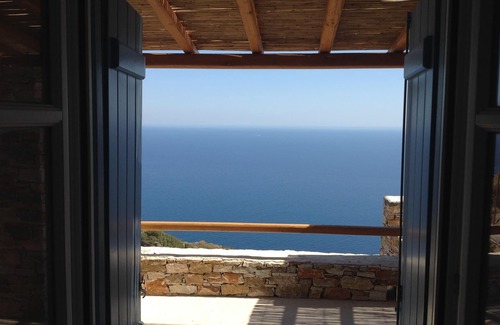 Sifnos Villa | Blue Calm Luxury Cycladic Villa in Sifnos island