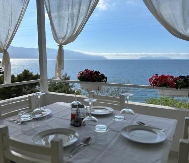 Orikum Hotel | Blue Coast