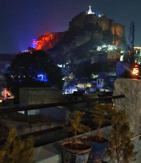 Gulab Sagar Bed & Breakfast | Blue horizon hotel