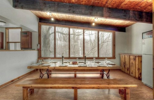 The Blue Mountains Ski Chalet | Blue Mountain Gem walking distance to Village-L