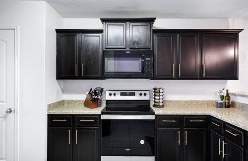 Medina Valley House | Blue Note - A Birdy Vacation Rental