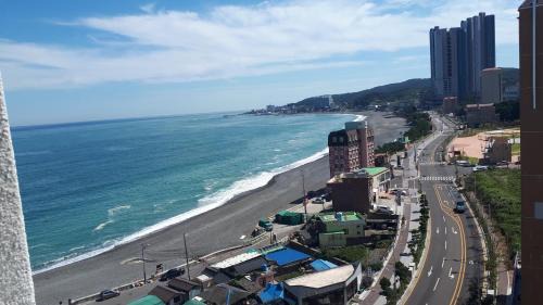 Buk-gu Apartment | Blue Ocean House