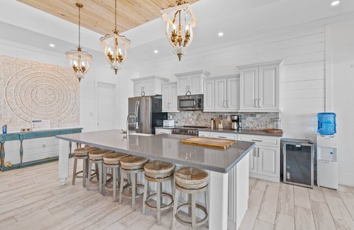 William's Town Villa | Blue Reef Villa, New build located on one of Little Exuma's Lazy Rivers!