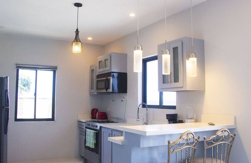 Runaway Bay Apartment | Blue Shores Hideaway