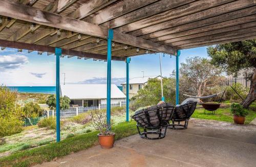 Guilderton House | Blue View - UNINTERRUPTED OCEAN VIEWS FOR MILES