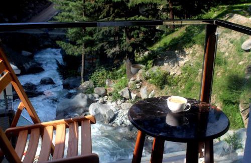 Kalam Resort | Blue Water Resort Kalam