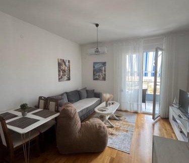 Becici Apartment | Blue wave apartman