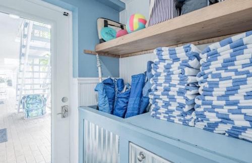 Clearwater Beach House | Blue Wave Suite 4