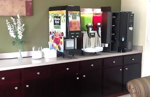 Greater Greenspoint House | Blue Way Inn & Suites- 2 Queen Bed Non Smoking