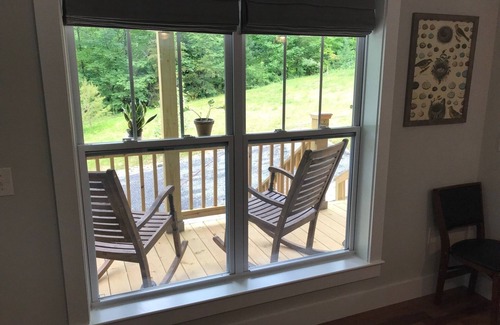 Black Mountain Cottage | Bluebird Hideaway: 1 Private Acre, Hot Tub, & Pets Allowed!