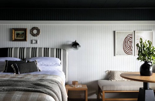 Ocean Point Hotel | Bluebird Ocean Point Inn | Ocean Point Two-Bedroom Suite | Free Coffee and Tea