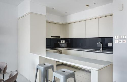 DIFC Apartment | Blueground DIFC indoor pool fitness center DXB-1515