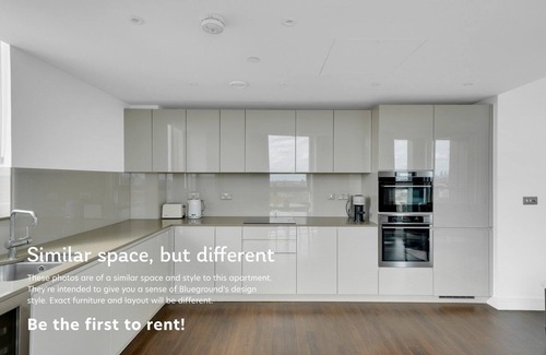 Vauxhall Apartment | Blueground | Nine Elms, balcony, nr Battersea Park