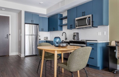 North Capitol Street Apartment | Blueground | Sursum Corda, pool, nr National Mall