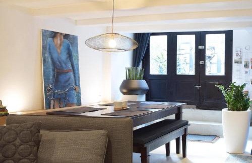 De Weteringschans Bed & Breakfast | Blueprint B&B - Breakfast & Bikes