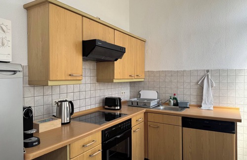 Goethestraße Apartment | Blunest Apartment: 3-room-apartment with parking space