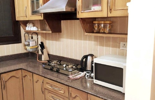 Green Park Apartment | BluO Superior 1BHK - Green Park & Hauz Khas