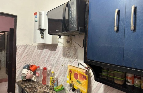 New Delhi Apartment | Blush & Boho Escape – Cozy 1BHK for Peaceful Stays