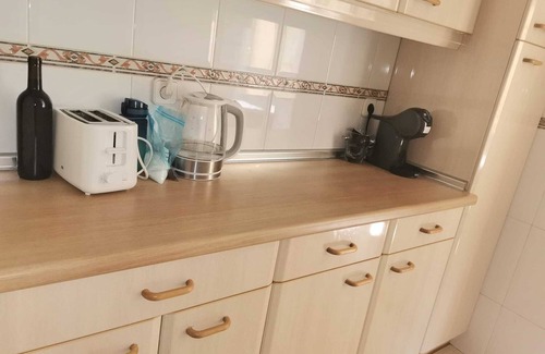 Pacifico Apartment | BnB Retiro - Habitación Privada en un Apartamento Compartido