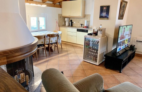 Comano Apartment | BnB Walterina Comano Lugano Ticino. Close to the city but in a quiet town