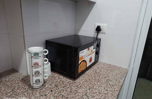 New Delhi Apartment | BnBBuddy- Aarohi Homes@3bhk West Delhi