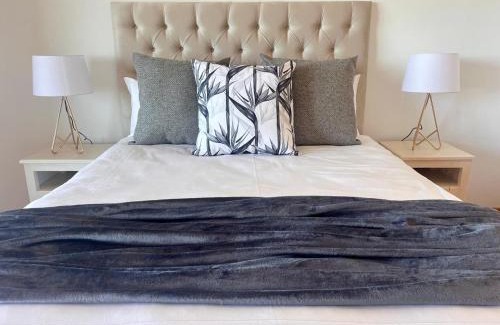 Outeniqua Strand Bed & Breakfast | Bo-den-See Guesthouse