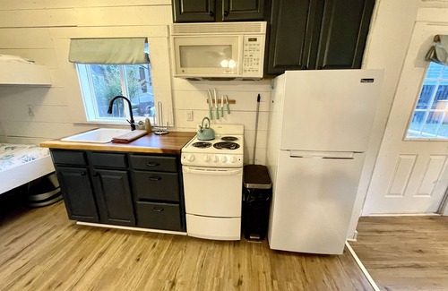 Mount Pleasant Cottage | Boat Friendly Fish Camp in Copahee Sound/offshore fishing