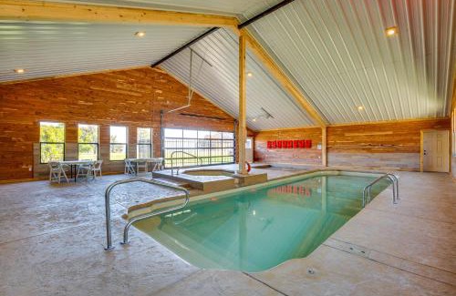 Quinlan House | Boat Ramp and Fire Pit Lake Tawakoni Group Retreat!