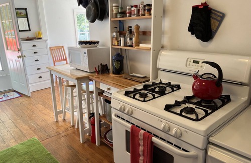 Blue Hill Cottage | Bobolink in East Blue Hill - Charming Maine Cottage