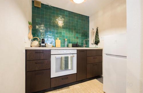 Boccadasse Apartment | Bocadasse Beach| Wifi| Boho Luxury By Tilo