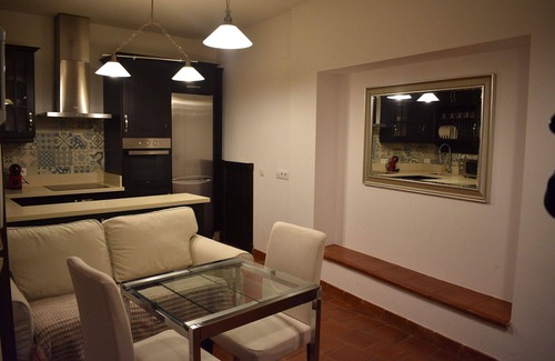 Constantina Apartment | Bodeguetas 1 bedroom with patio pets welcome