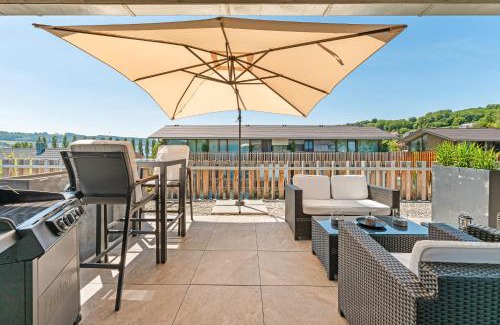Ohningen Apartment | Bodensee Penthouse 21D - Seesicht - Billiard - Massage - Trambolin - BBQ - Tischkicker - Parken - Panorama Exklusive