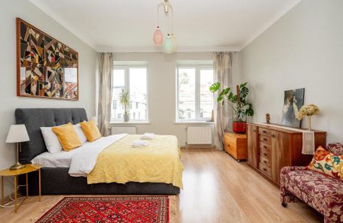 Uzupis Apartment | Bohemian Apartment in Paupys by Reside Baltic