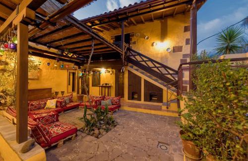 El Ingenio House | Bohemian Hideaway Finca - 2 unique houses with shared pool