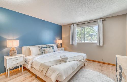 Northwest Calgary House | Boho Retreat w/King Bed on Bow River Pathway