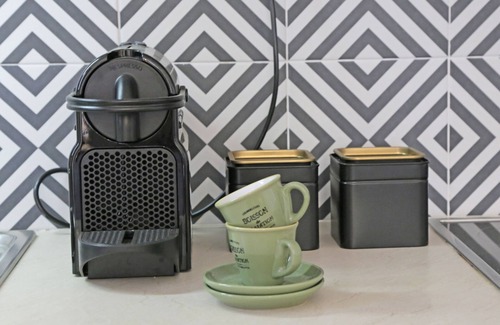 Aigio Apartment | Boho Studio with terrace and pool close to the beach