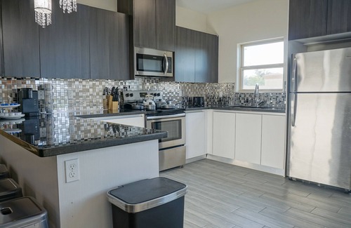 McAllen Apartment | BOHO STYLE | 2 BED 2 BATH | PRIME LOCATION